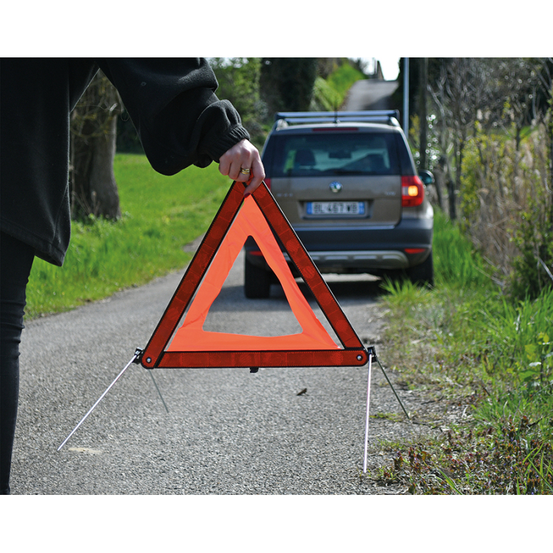 TRIANGLE DE SIGNALISATION