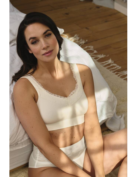 Lotta Lace