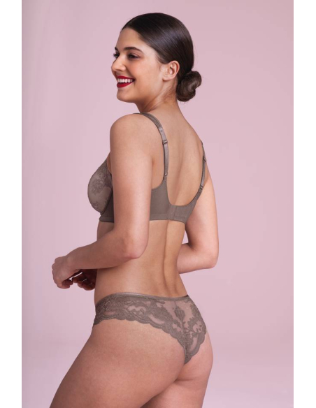 Antonia
