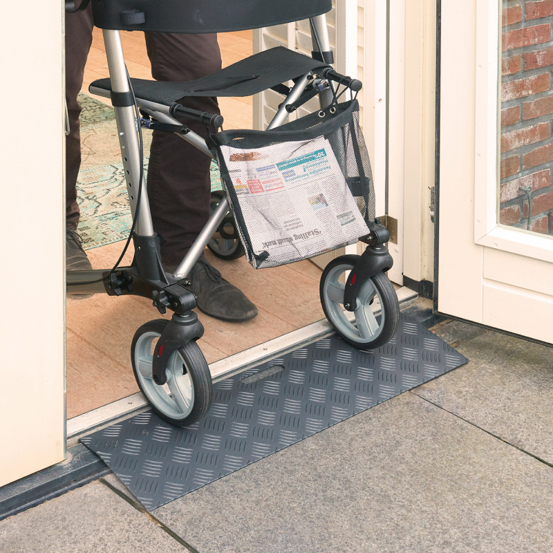 RAMPE SEUIL ALU ANTHRACITE 78X0 - 3CM...